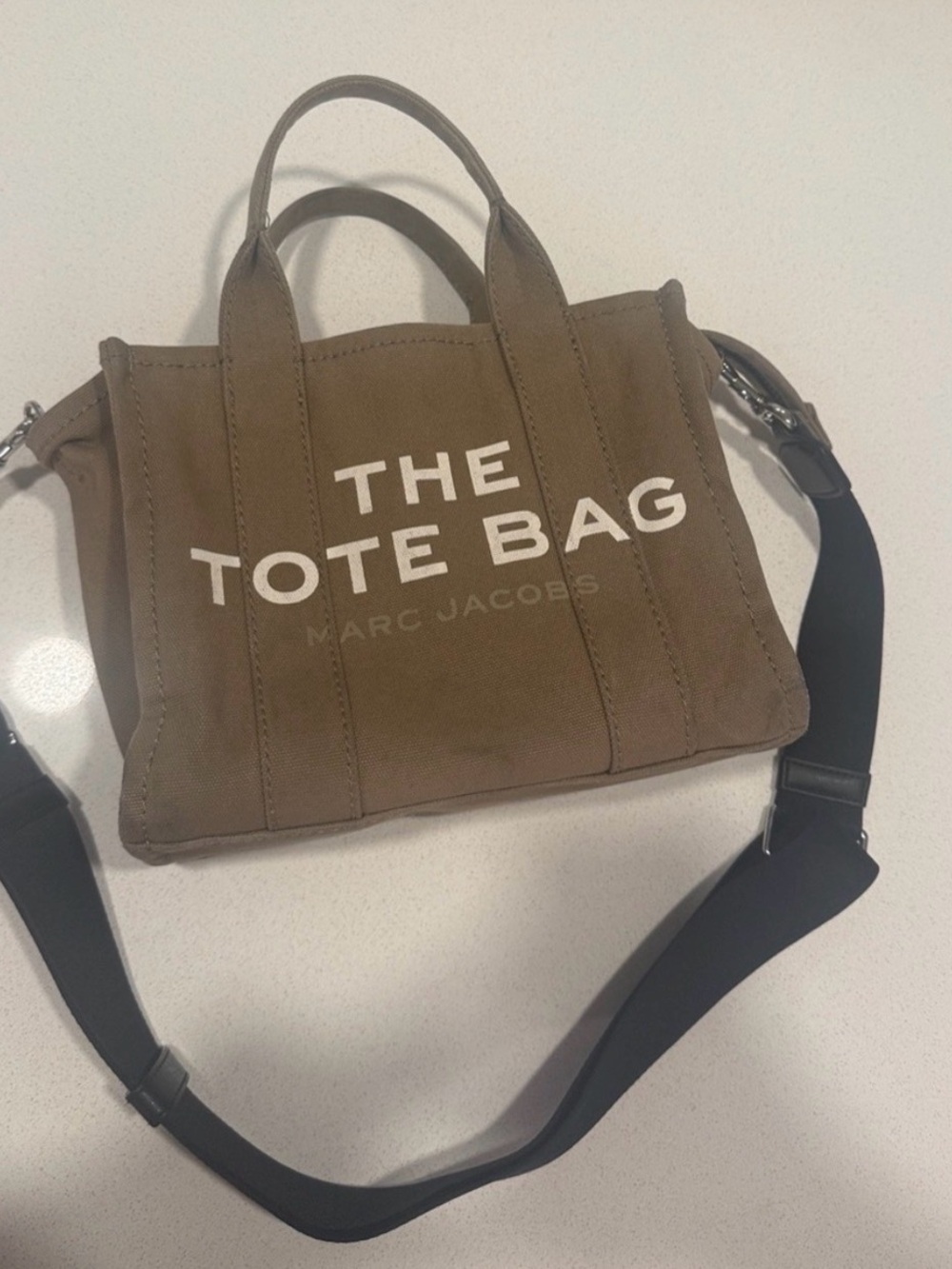 Marc Jacobs Canvas Tote Bag in Olive